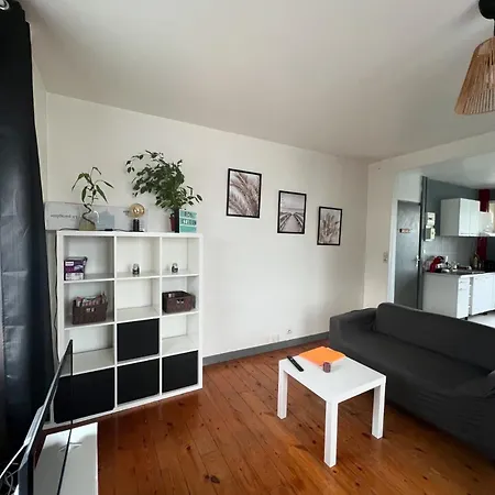 Tres Joli T1 A Lambezellec Avec Parking Gratuit Apartment Brest Exterior photo