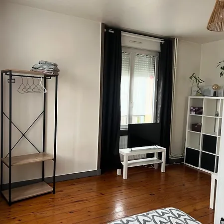Tres Joli T1 A Lambezellec Avec Parking Gratuit Apartment Brest Exterior photo