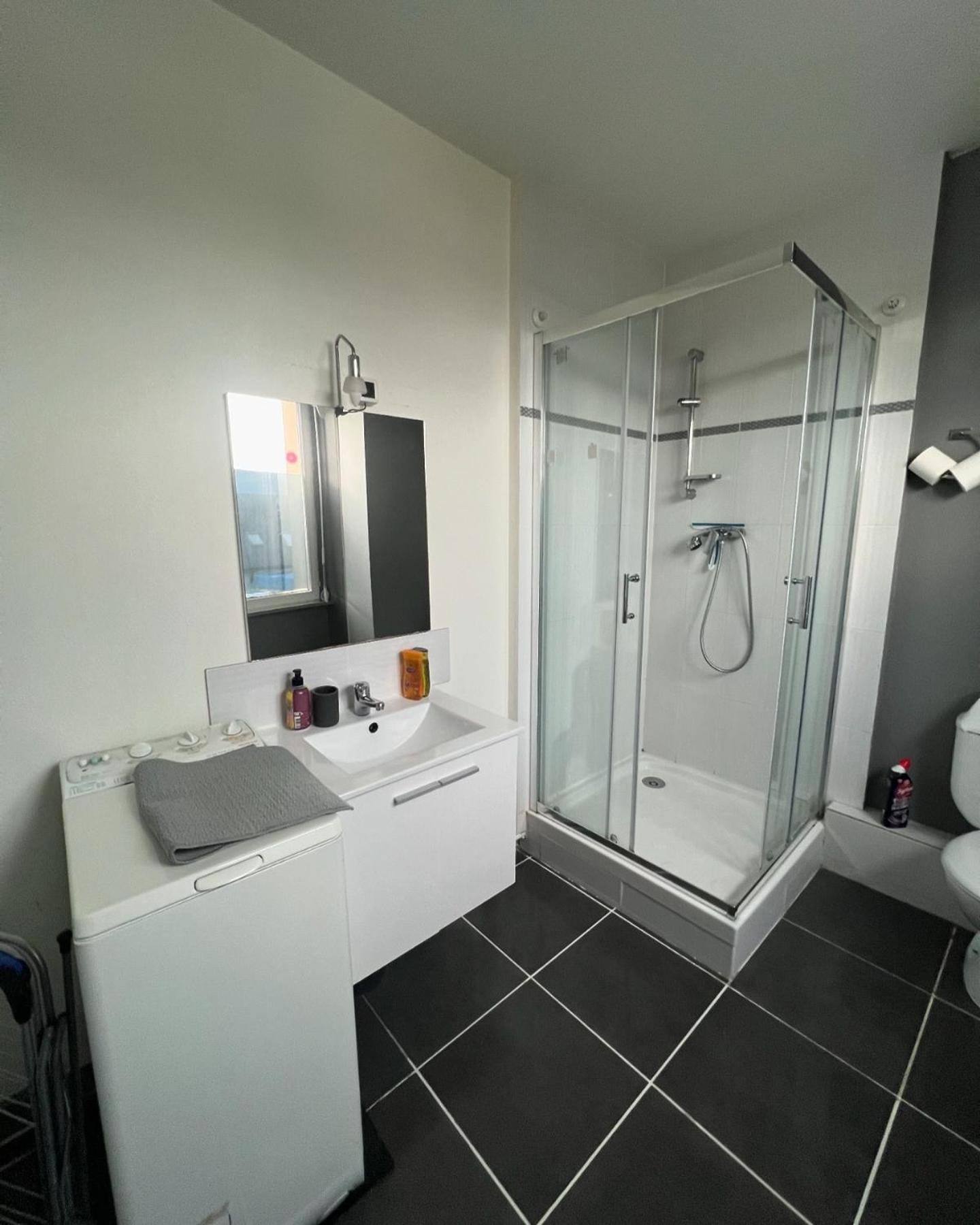 Tres Joli T1 A Lambezellec Avec Parking Gratuit Apartment *